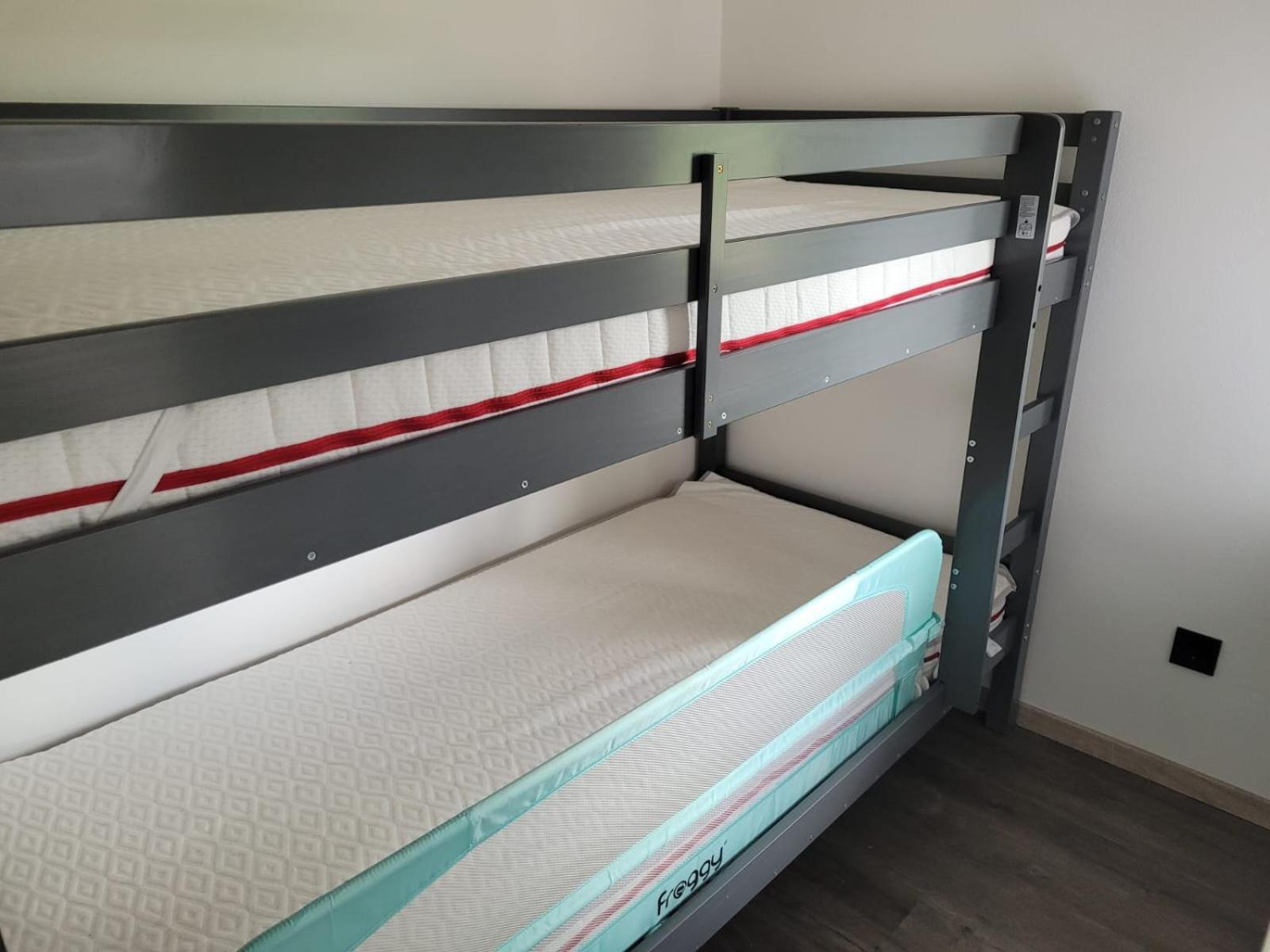Arnold Apartment *